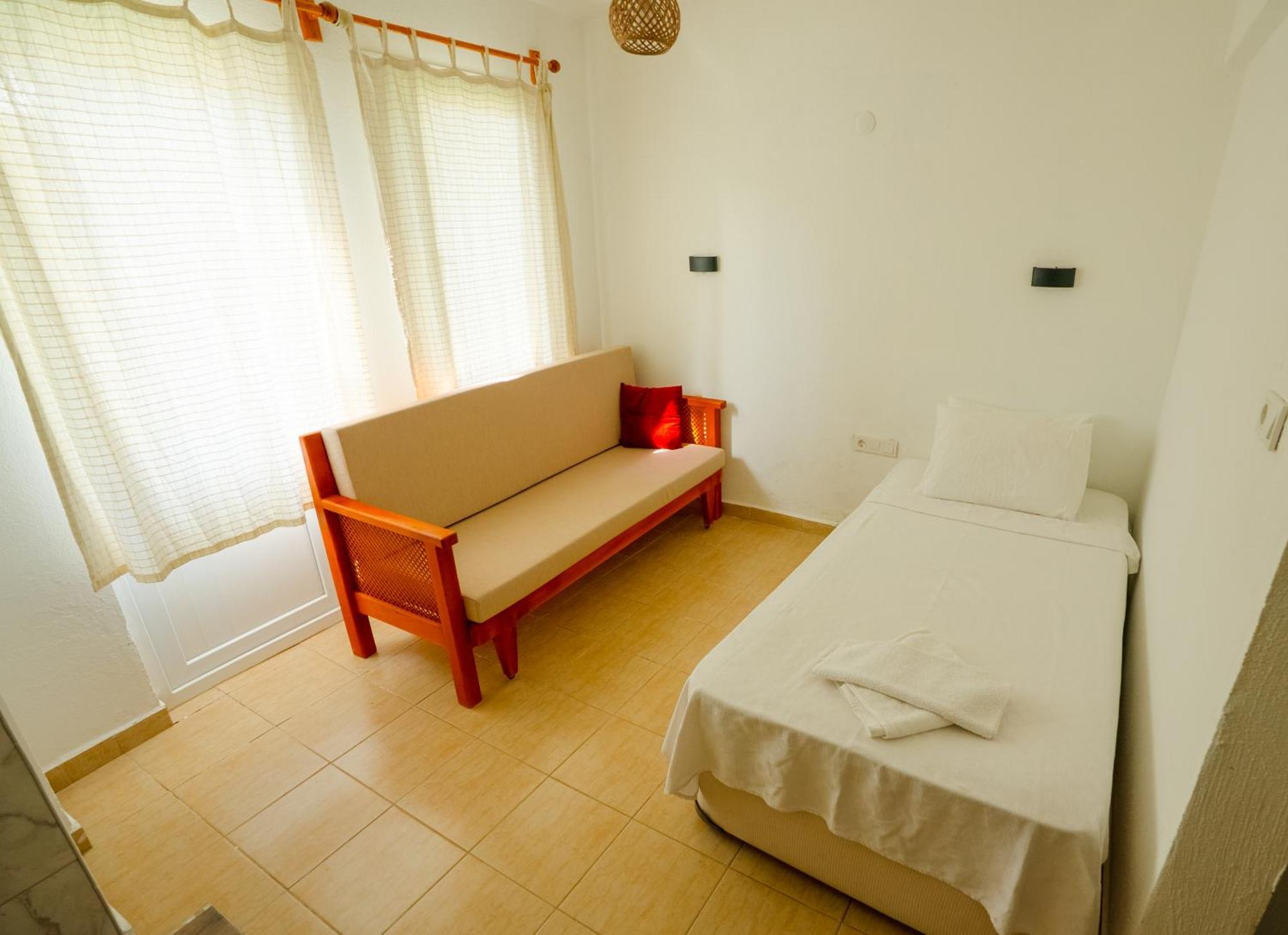Defne Olive Gardens, Koca Calis, Fethiye - Previously Defne Pansiyon Oda fotoğraf
